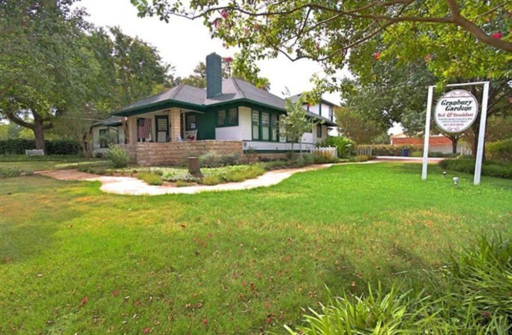 Granbury Gardens Bed And Breakfast Exteriér fotografie
