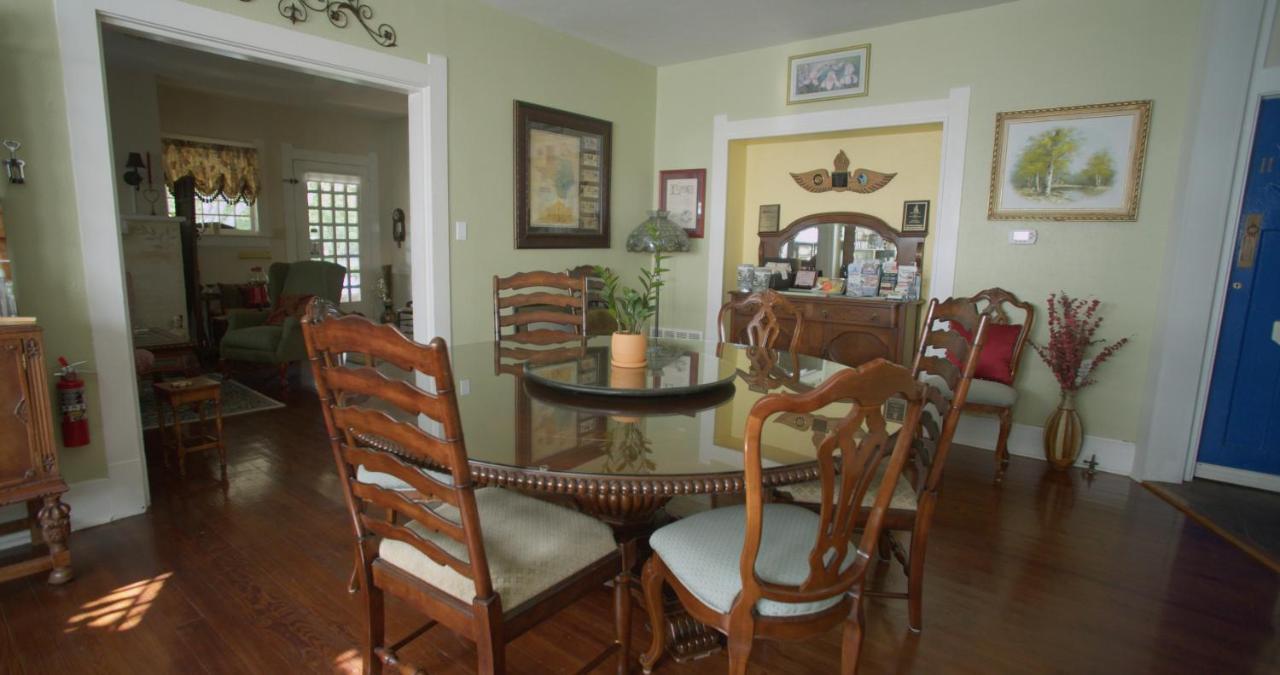 Granbury Gardens Bed And Breakfast Exteriér fotografie