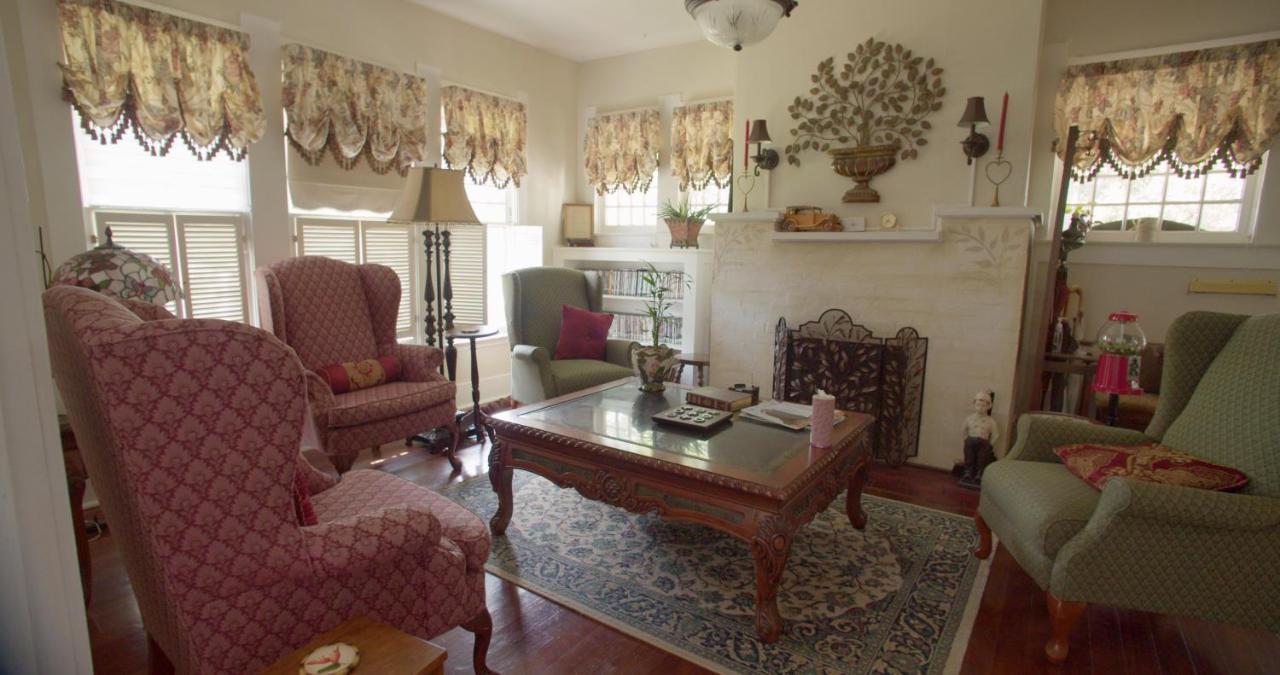 Granbury Gardens Bed And Breakfast Exteriér fotografie