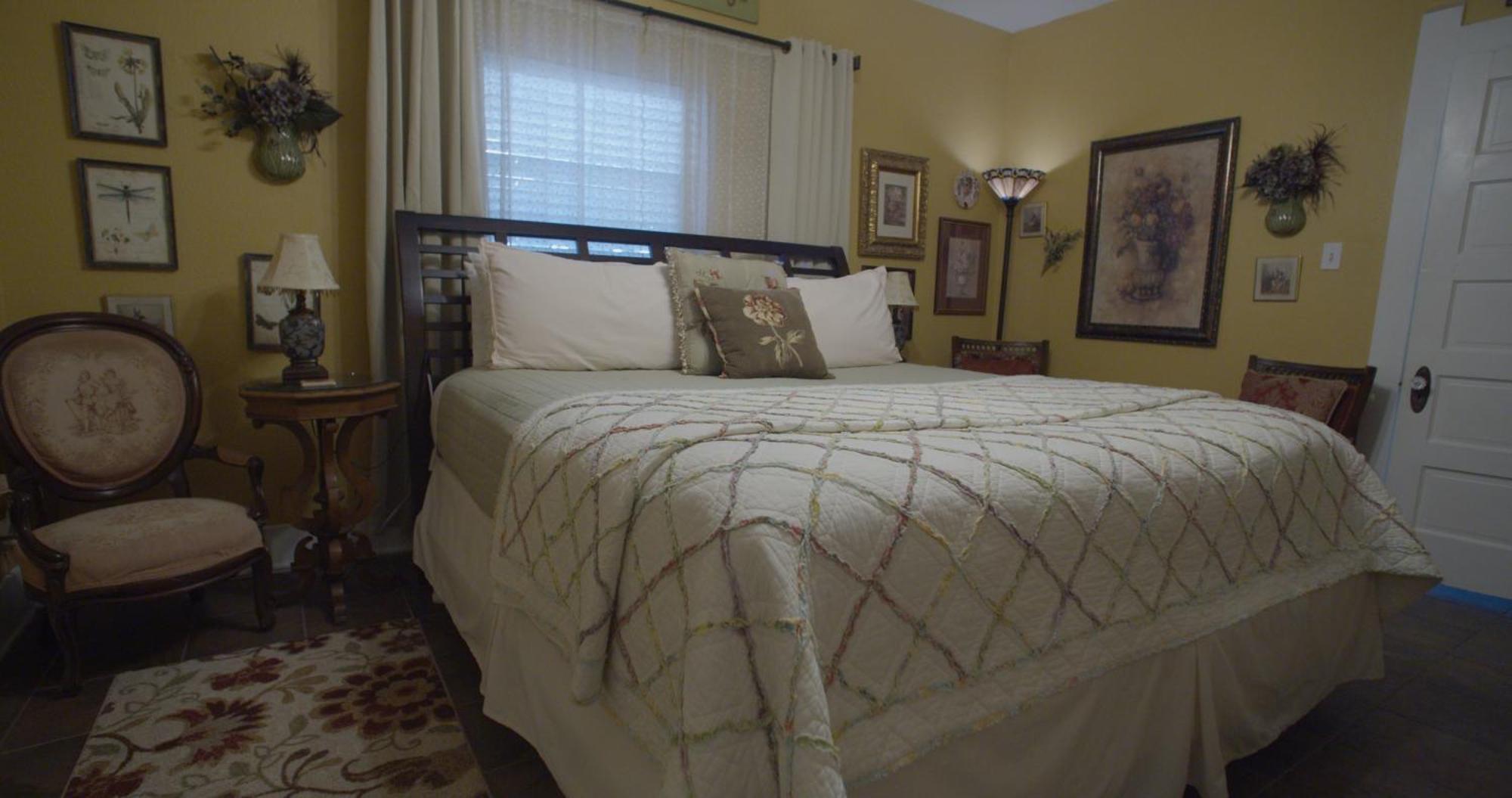 Granbury Gardens Bed And Breakfast Pokoj fotografie