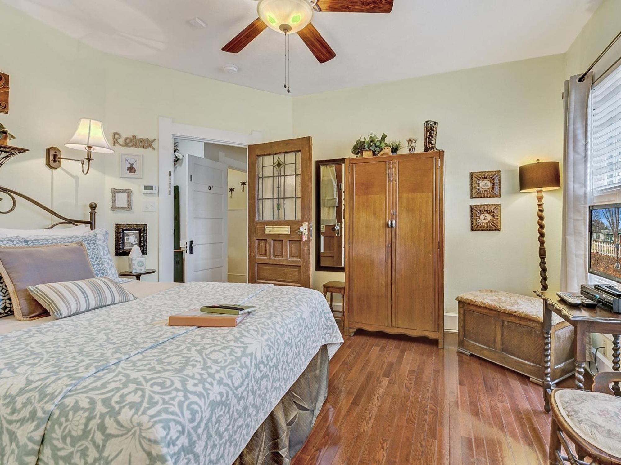 Granbury Gardens Bed And Breakfast Pokoj fotografie