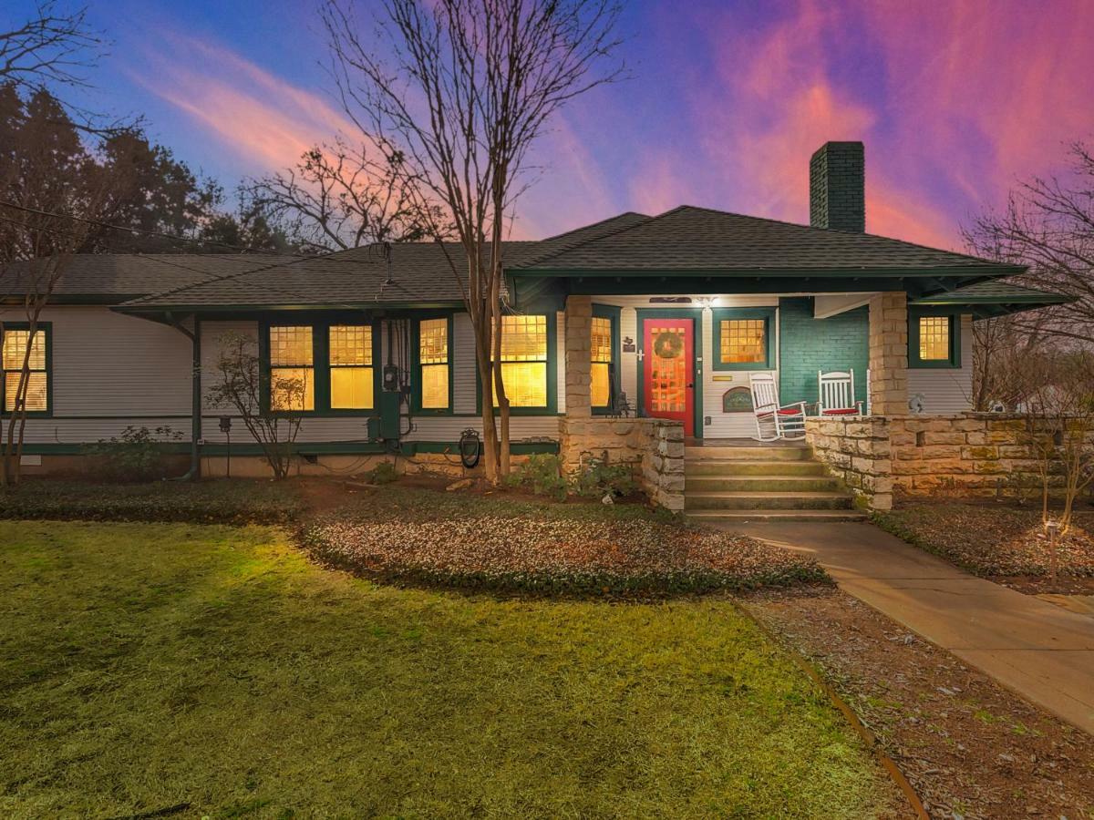 Granbury Gardens Bed And Breakfast Exteriér fotografie